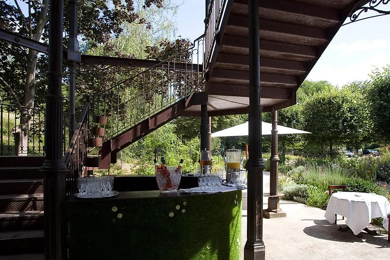 Lieux événementiels, RESTAURANT L'ILE