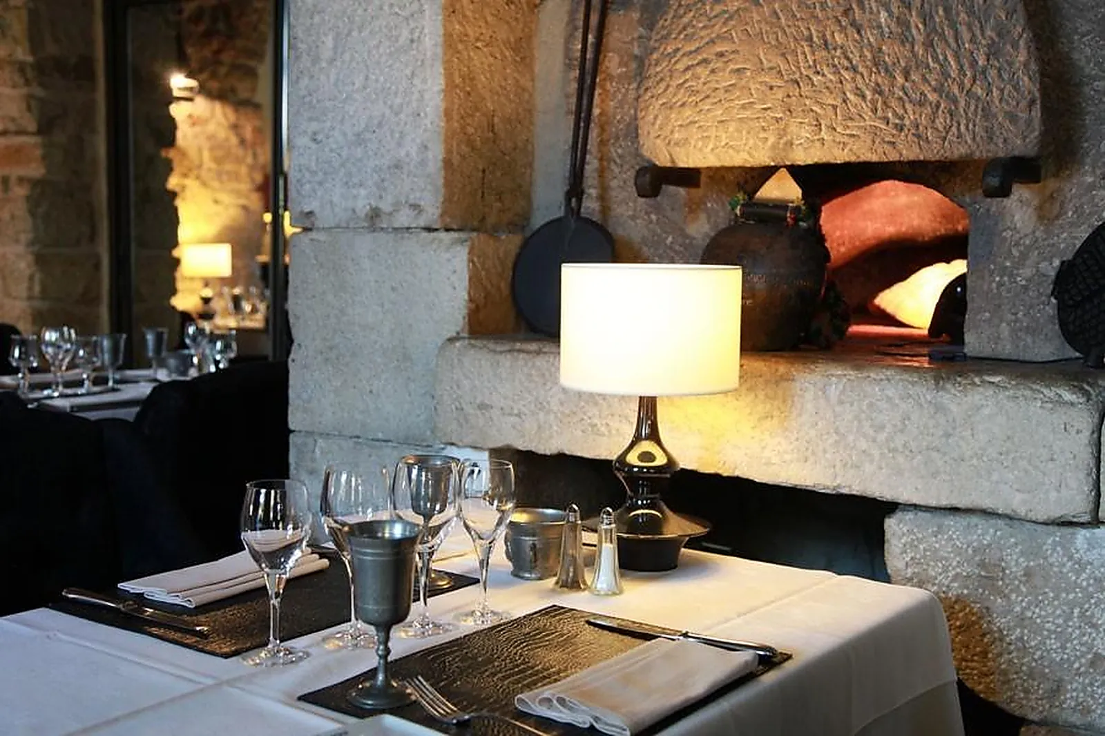 Lieux événementiels, RESTAURANT LA JARRERIE