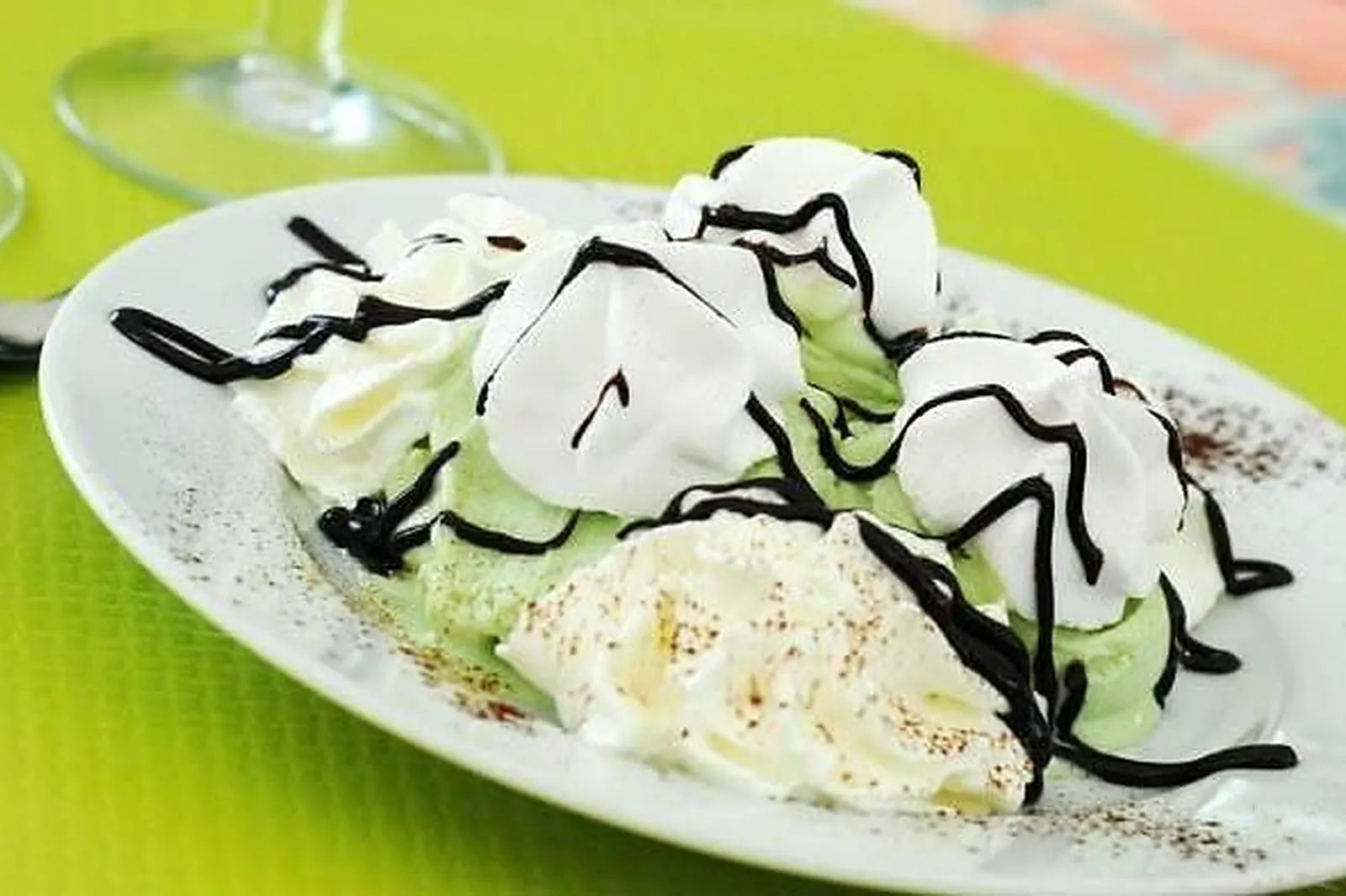 Lieux événementiels, RESTAURANT LA TAVERNE RUSTIQUE