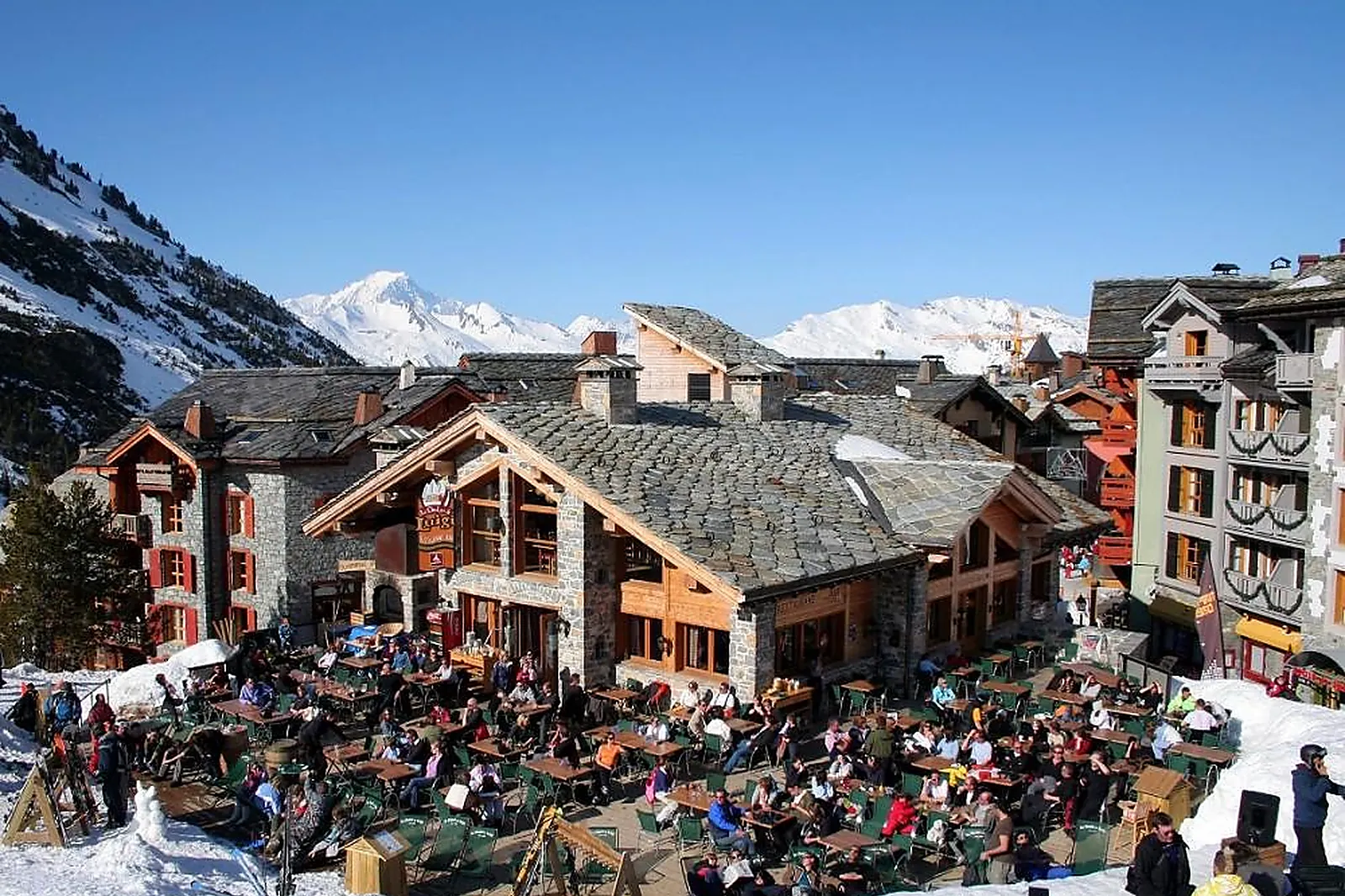 Lieux événementiels, RESTAURANT LE CHALET DE LUIGI