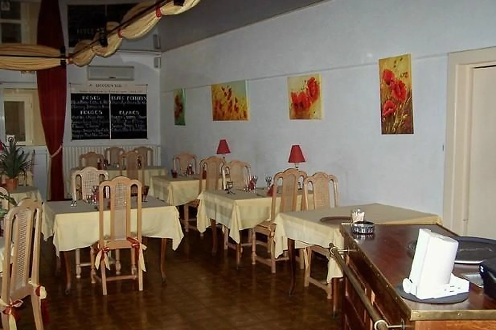 Lieux événementiels, RESTAURANT LE ROMAIN