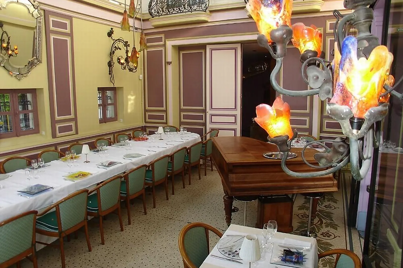 Lieux événementiels, RESTAURANT LES CAUDALIES