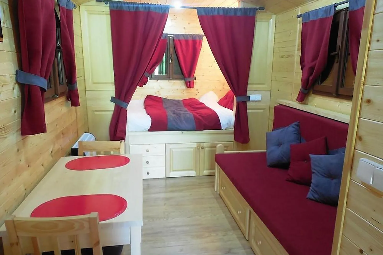 Lieux événementiels, RIVES NATURE