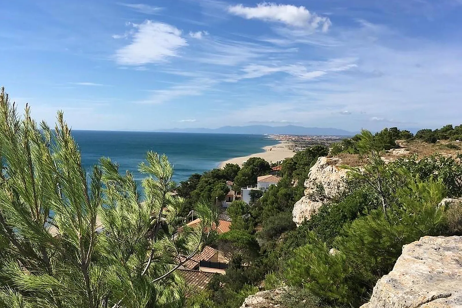 Lieux événementiels, RIVES DES CORBIÈRES