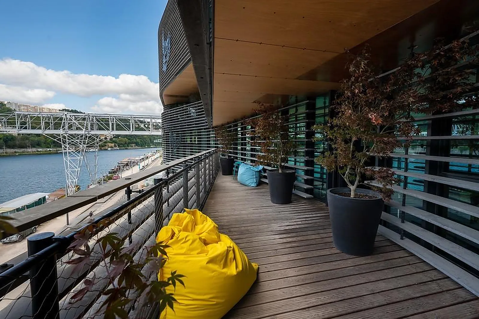 Lieux événementiels, ROKORIKO