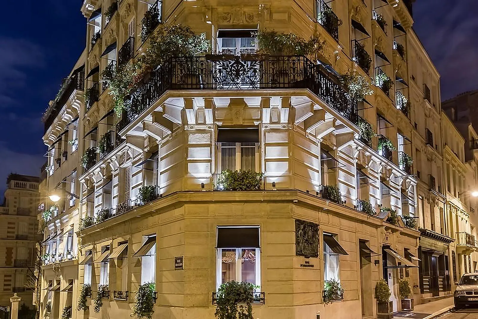 Lieux événementiels, ROOM MATE ALAIN CHAMPS ELYSÉES