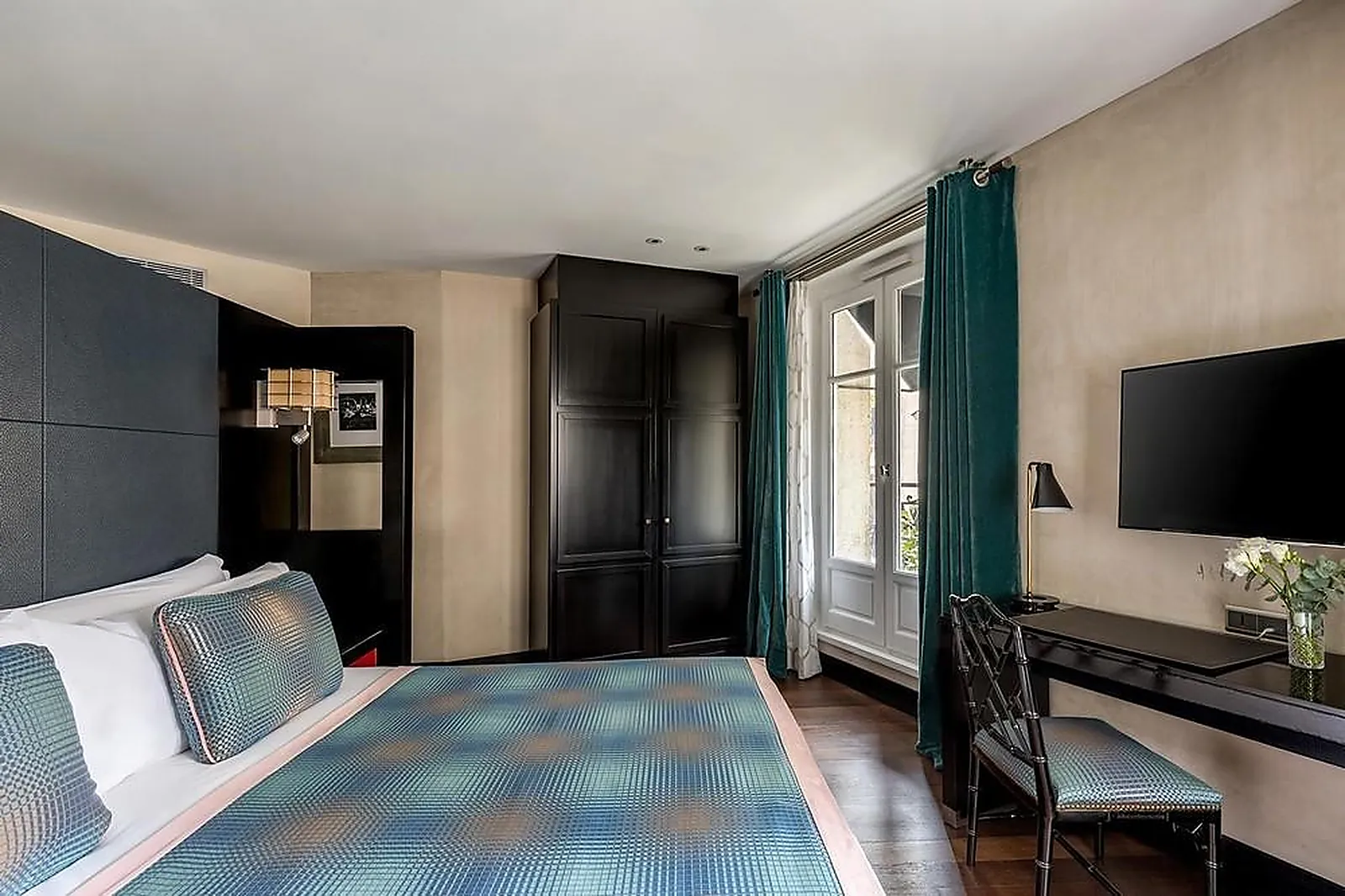 Lieux événementiels, ROOM MATE ALAIN CHAMPS ELYSÉES