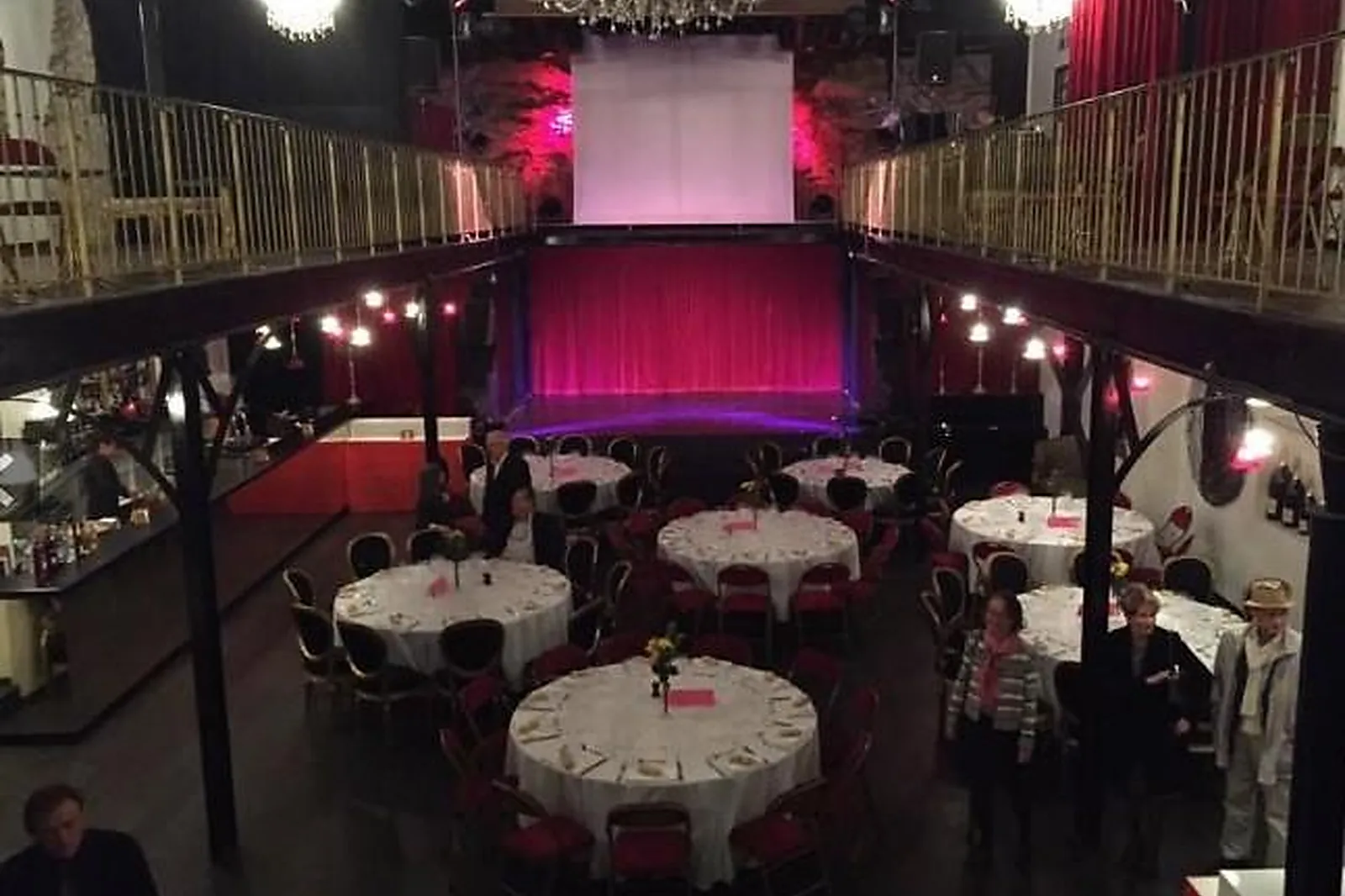 Lieux événementiels, ROUGE GORGE