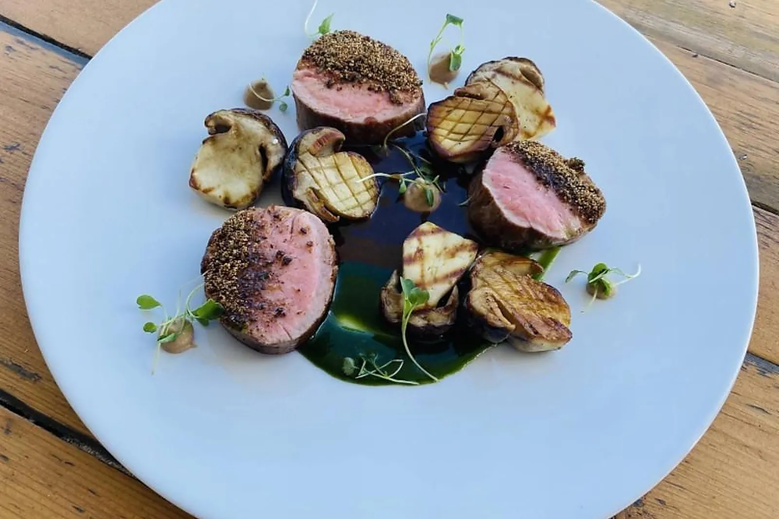 Lieux événementiels, ROWING CLUB