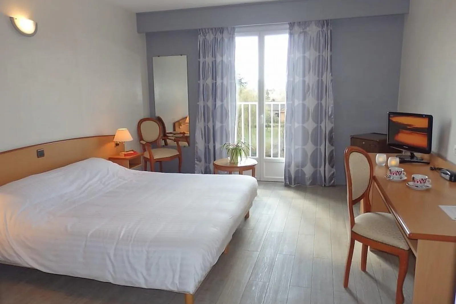 Lieux événementiels, ROYAL VÉZÈRE