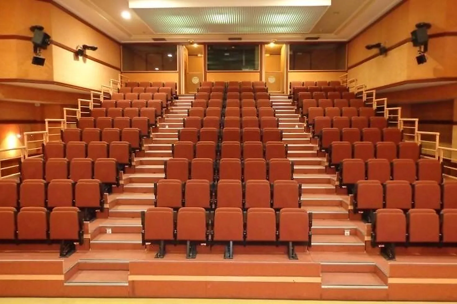 Lieux événementiels, S.N.H.F.