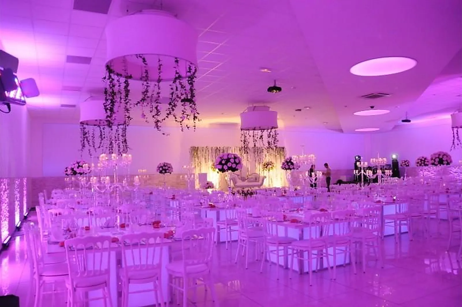 Lieux événementiels, SALLE LA BELLA