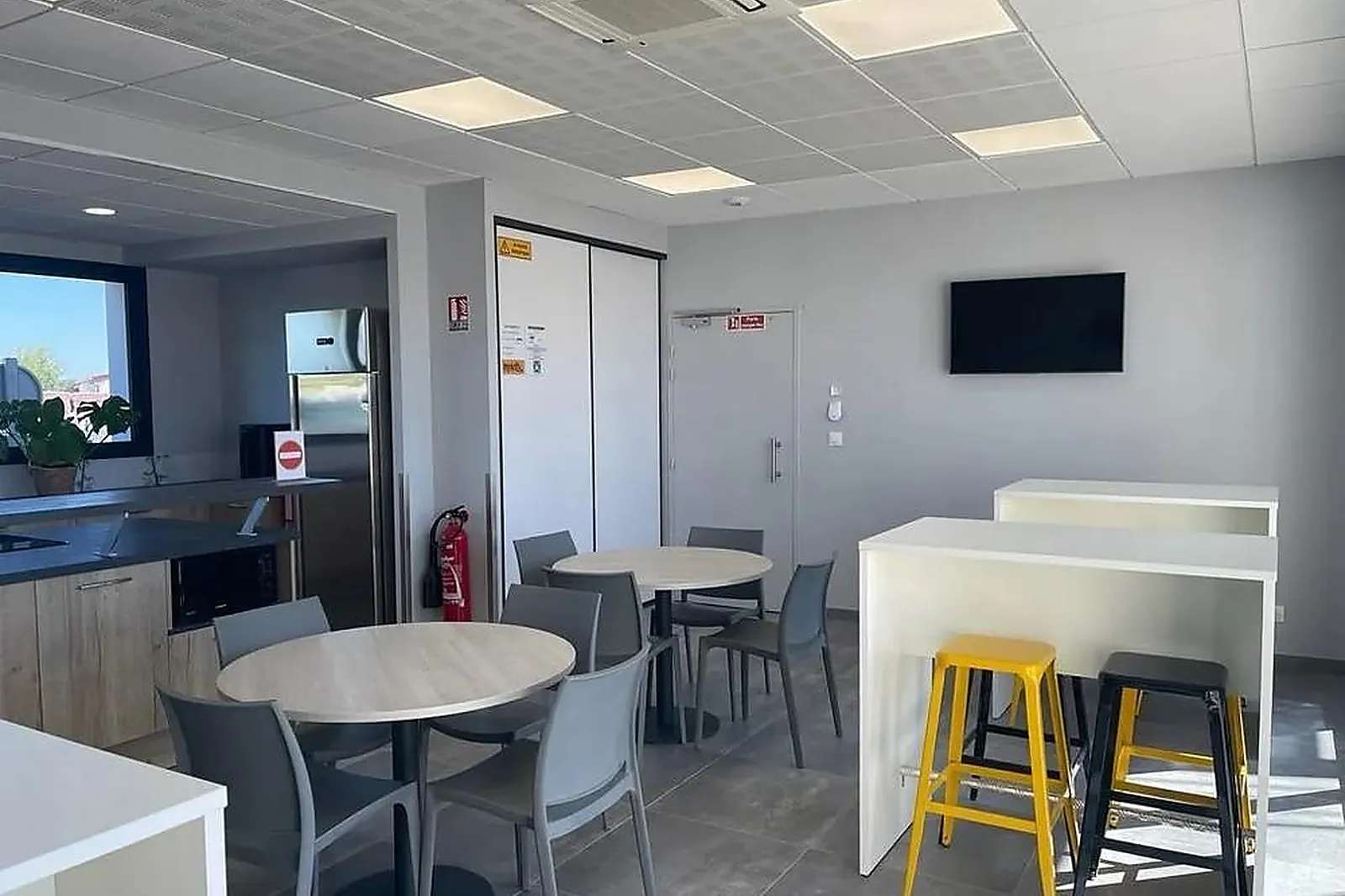 Lieux événementiels, SALLE LA RIVIÈRA