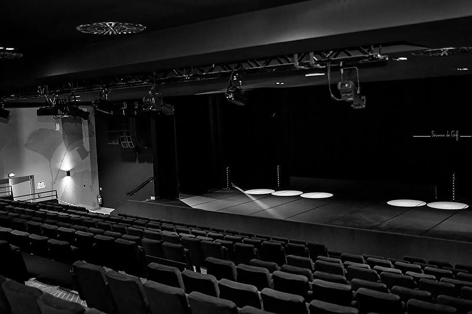 Lieux événementiels, SALLE DE SPECTACLE MILLÉSIME MONTÉVRAIN