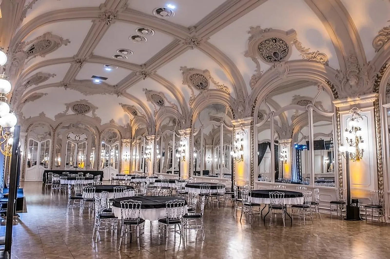 Lieux événementiels, SALON DEGERMANN