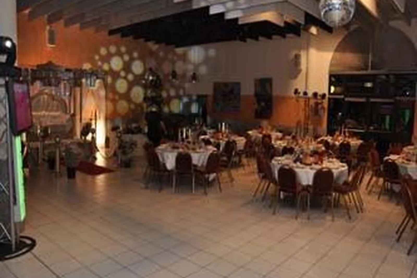 Lieux événementiels, SALON EUROPIA