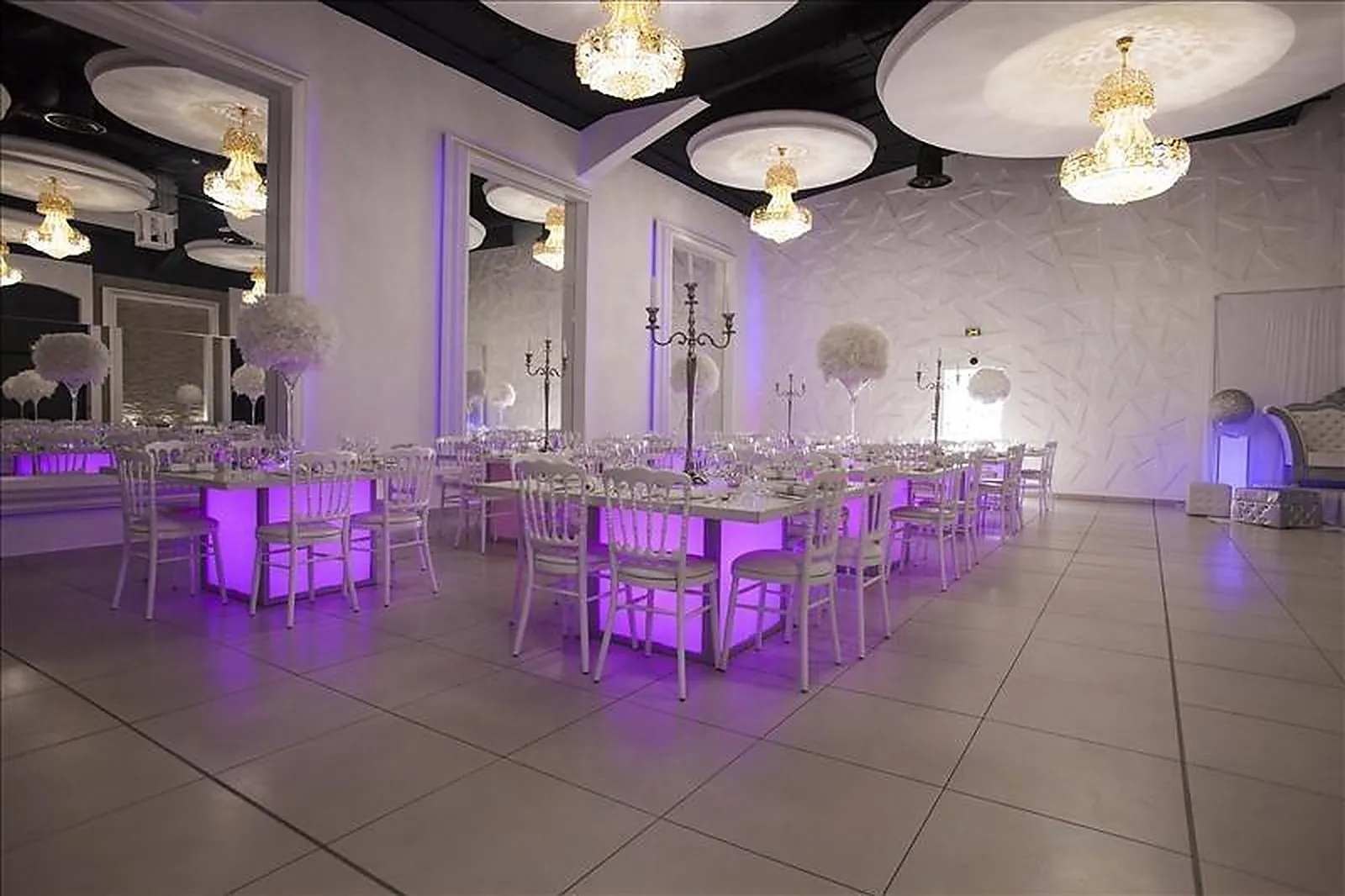 Lieux événementiels, SALON MALAR