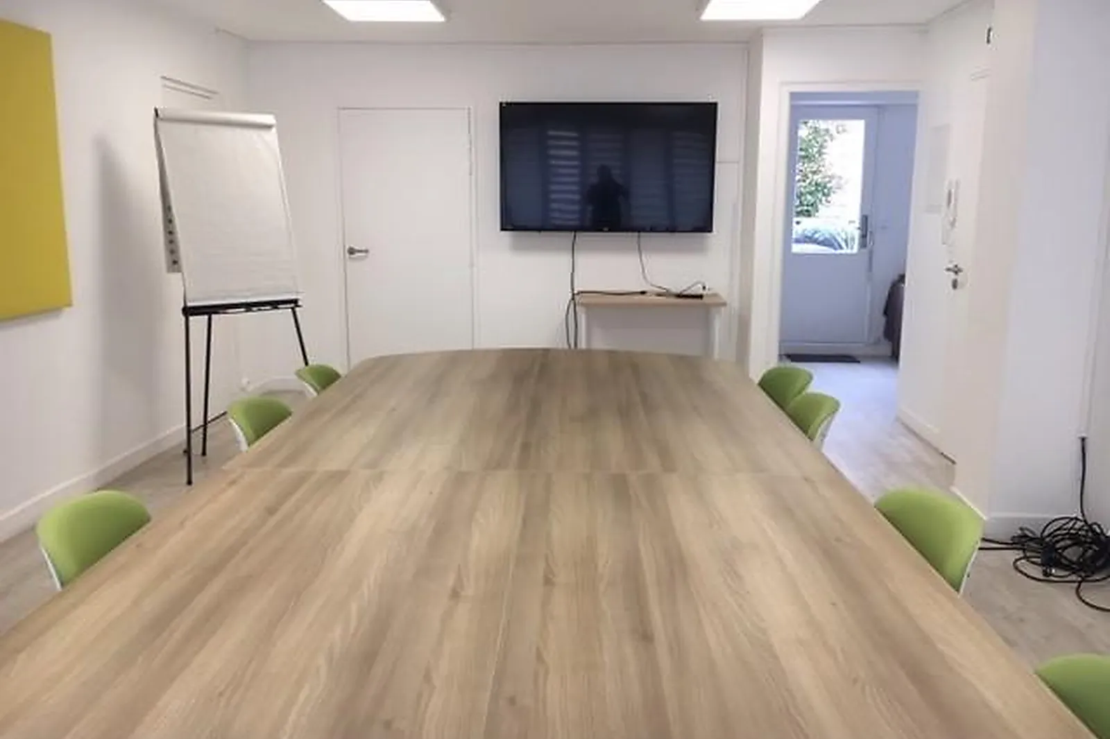 Lieux événementiels, SALONS 8EME SENS