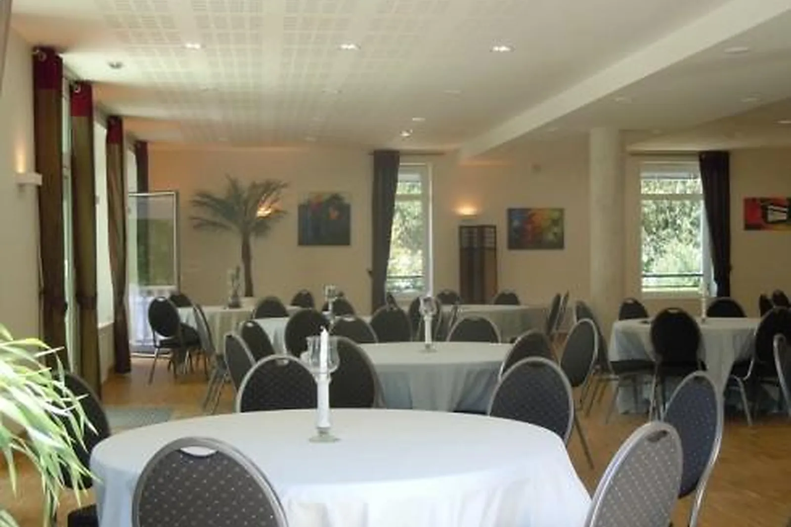 Lieux événementiels, SALONS SAN-FRANCISCO