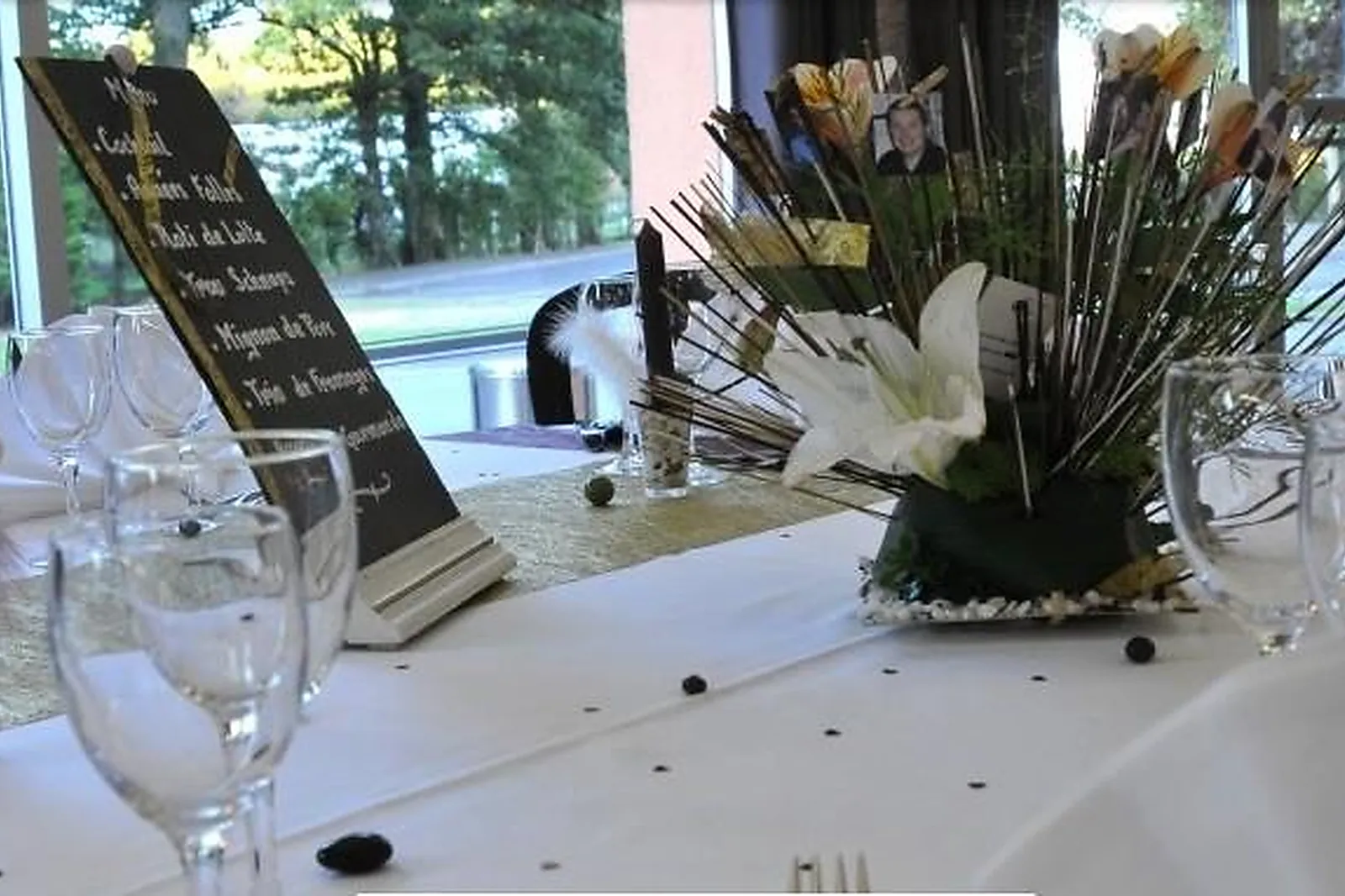 Lieux événementiels, SALONS DE LA LOUÉE