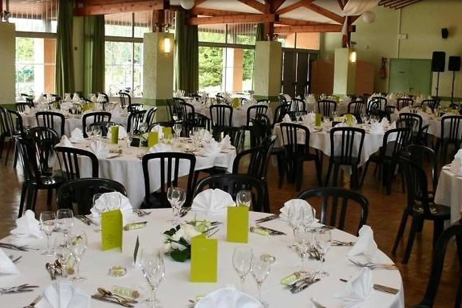 Lieux événementiels, SALONS DE LA LOUÉE