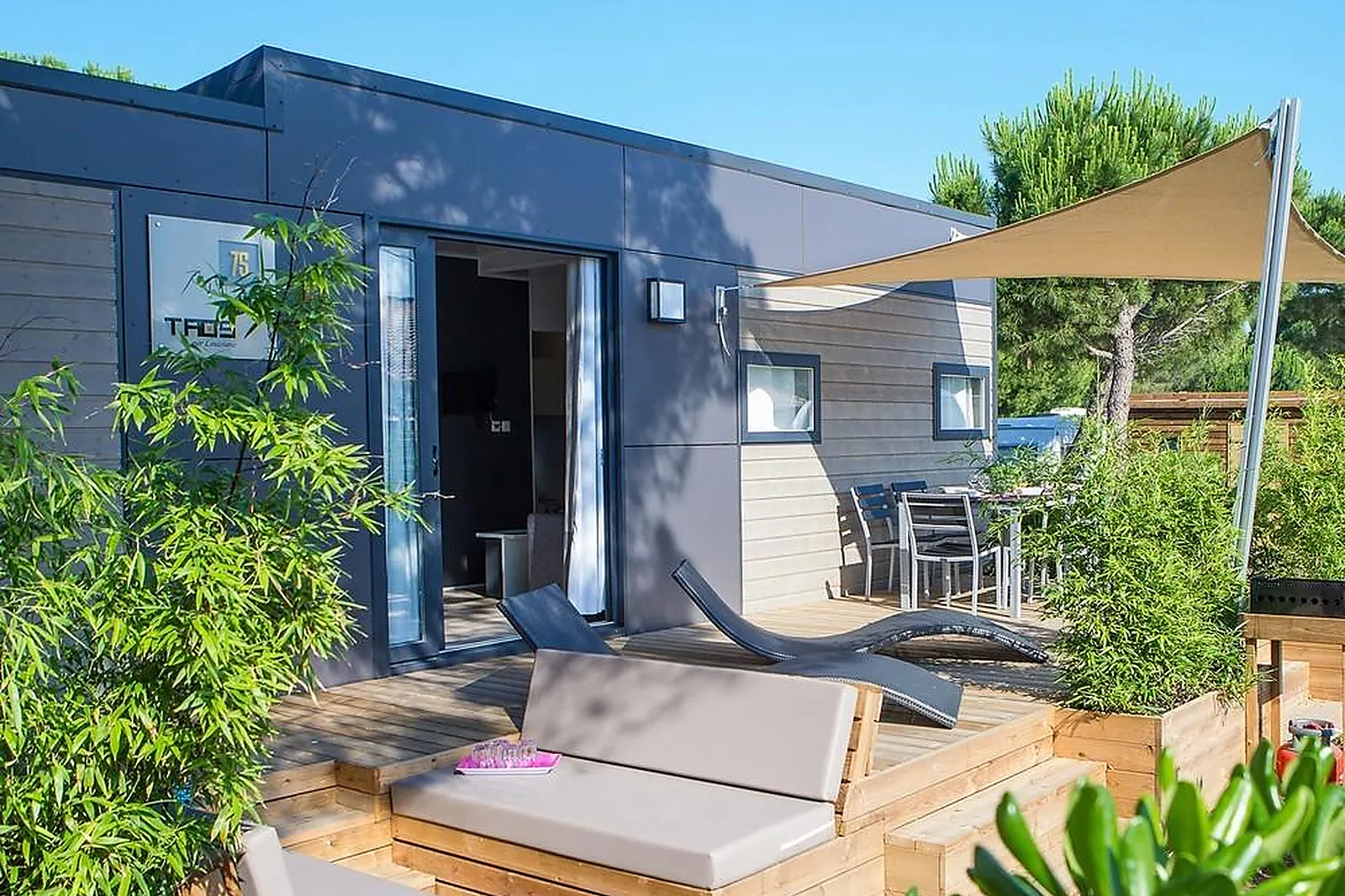 Lieux événementiels, SANDAYA DOMAINE DE LA DRAGONNIÈRE