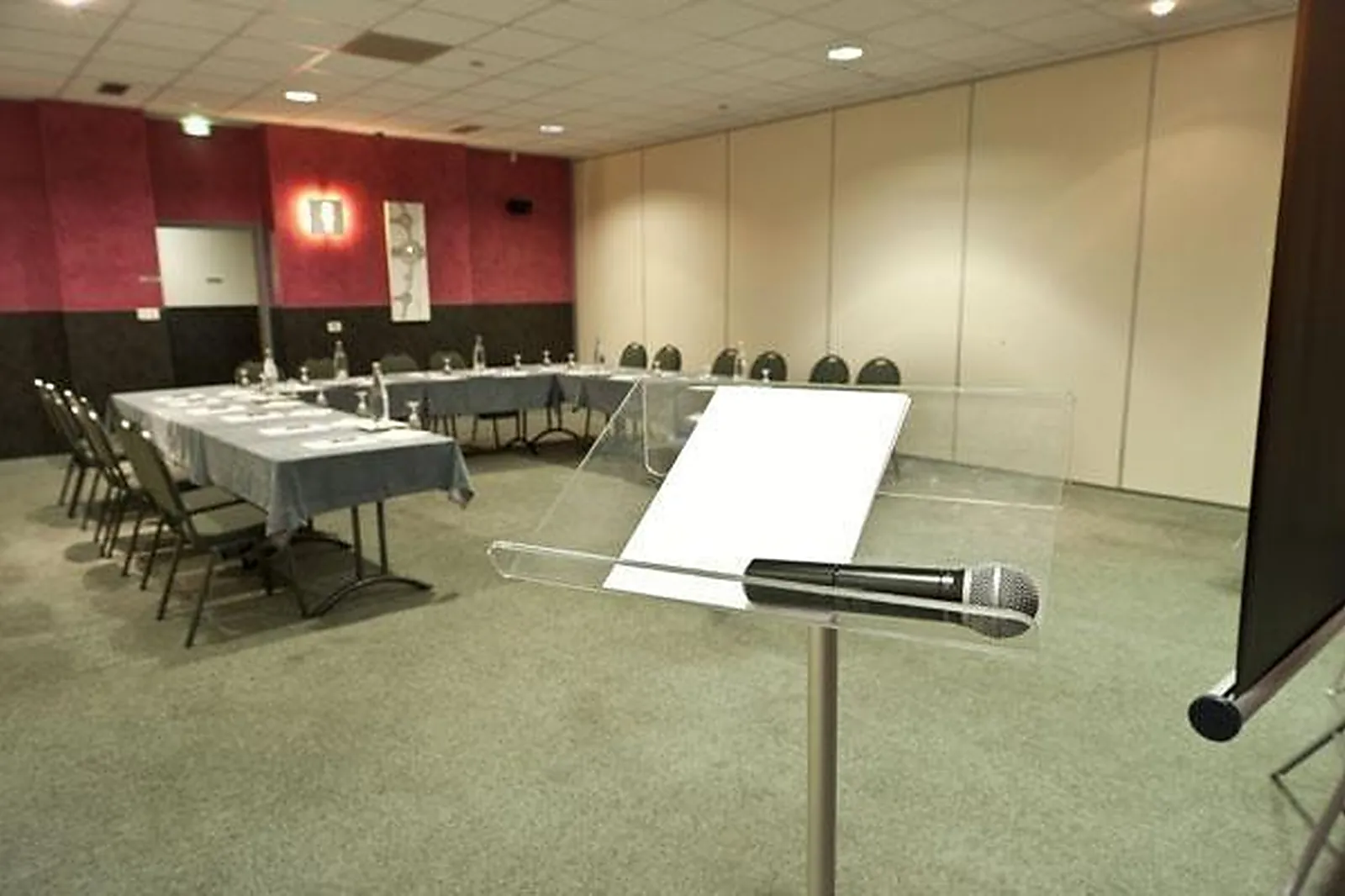 Lieux événementiels, SATELLIUM