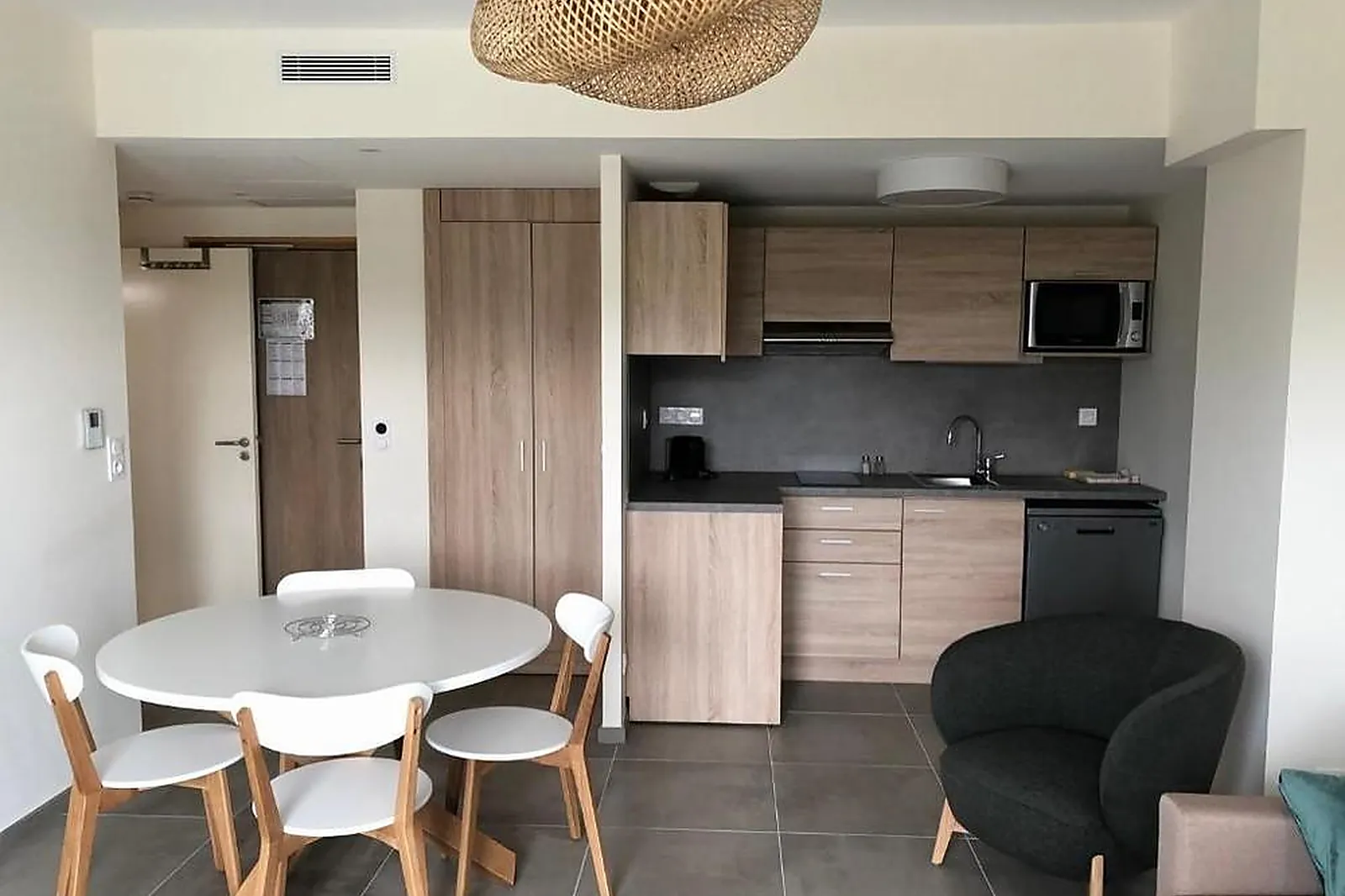 Lieux événementiels, SHANA HÔTEL ET RÉSIDENCE