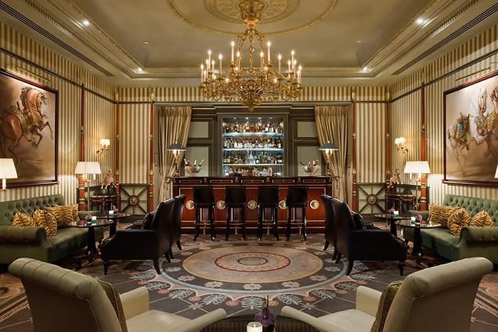 Lieux événementiels, SHANGRI-LA HOTEL