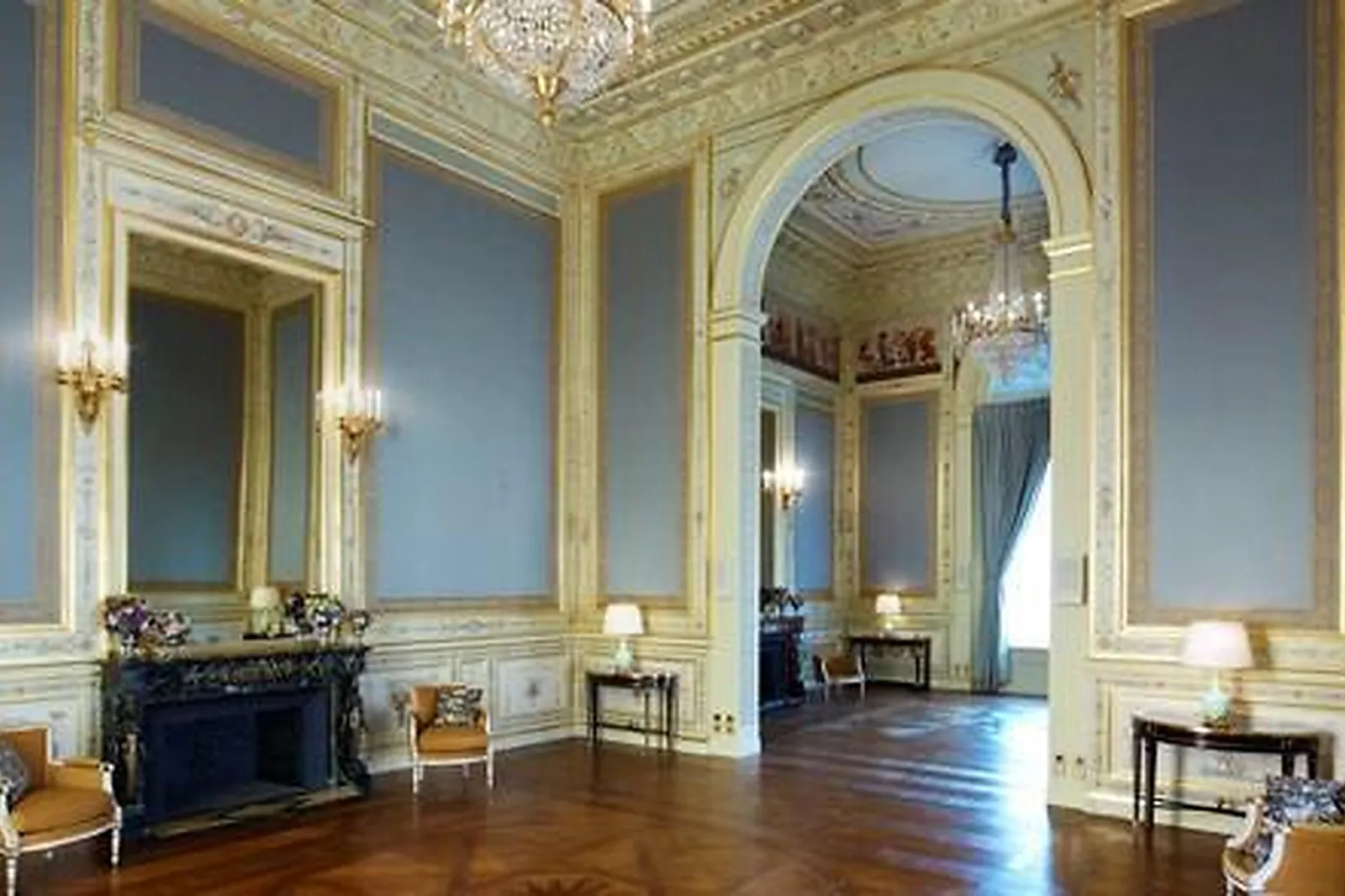 Lieux événementiels, SHANGRI-LA HOTEL