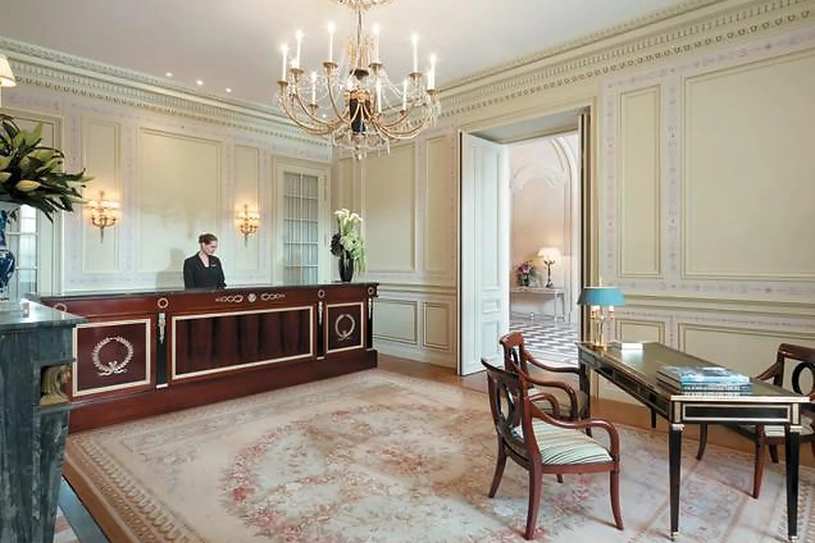 Lieux événementiels, SHANGRI-LA HOTEL