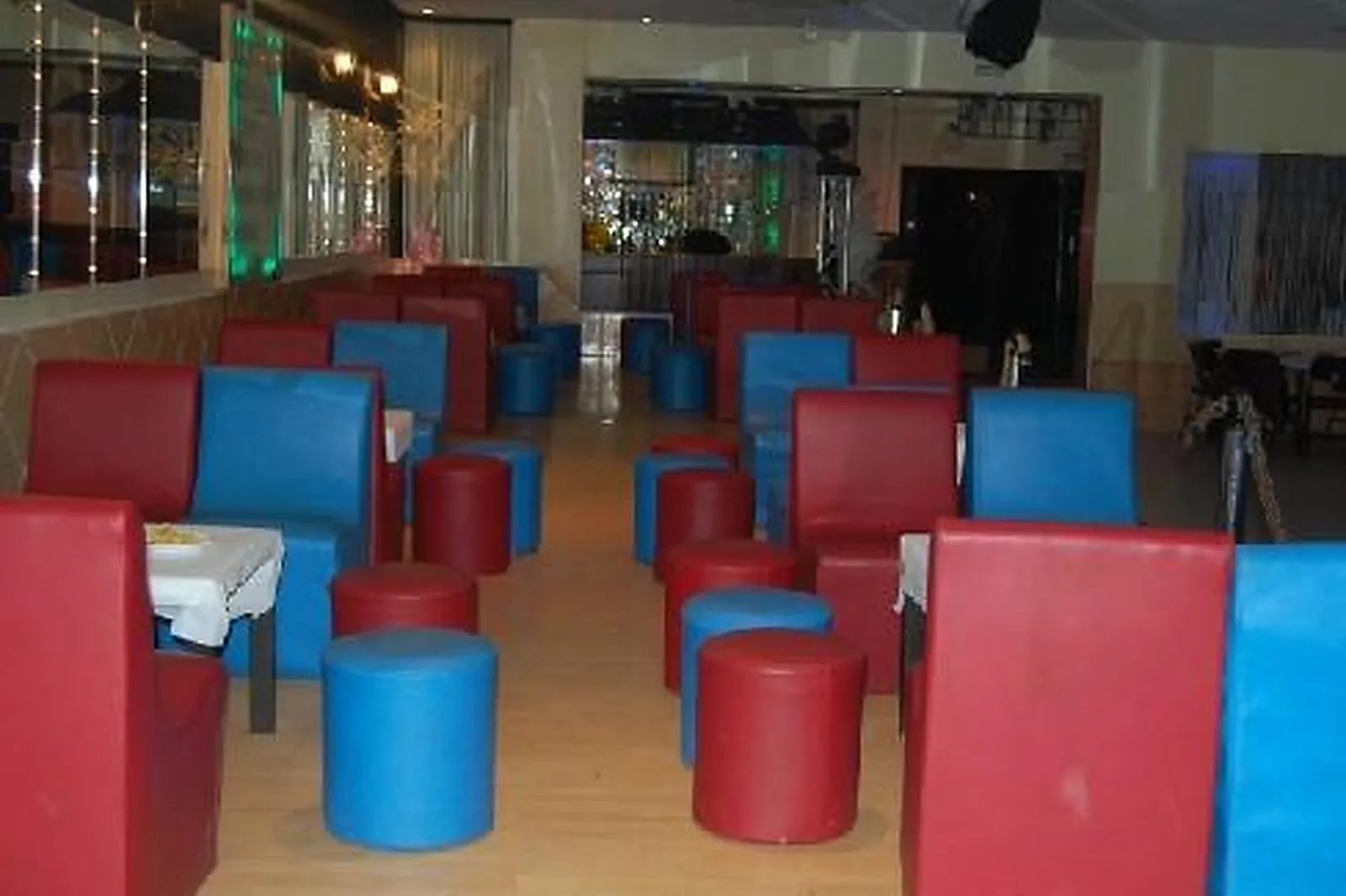 Lieux événementiels, SHIVAS 97