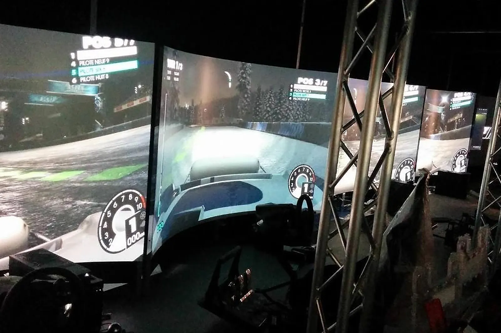 Lieux événementiels, SIMFACTORY