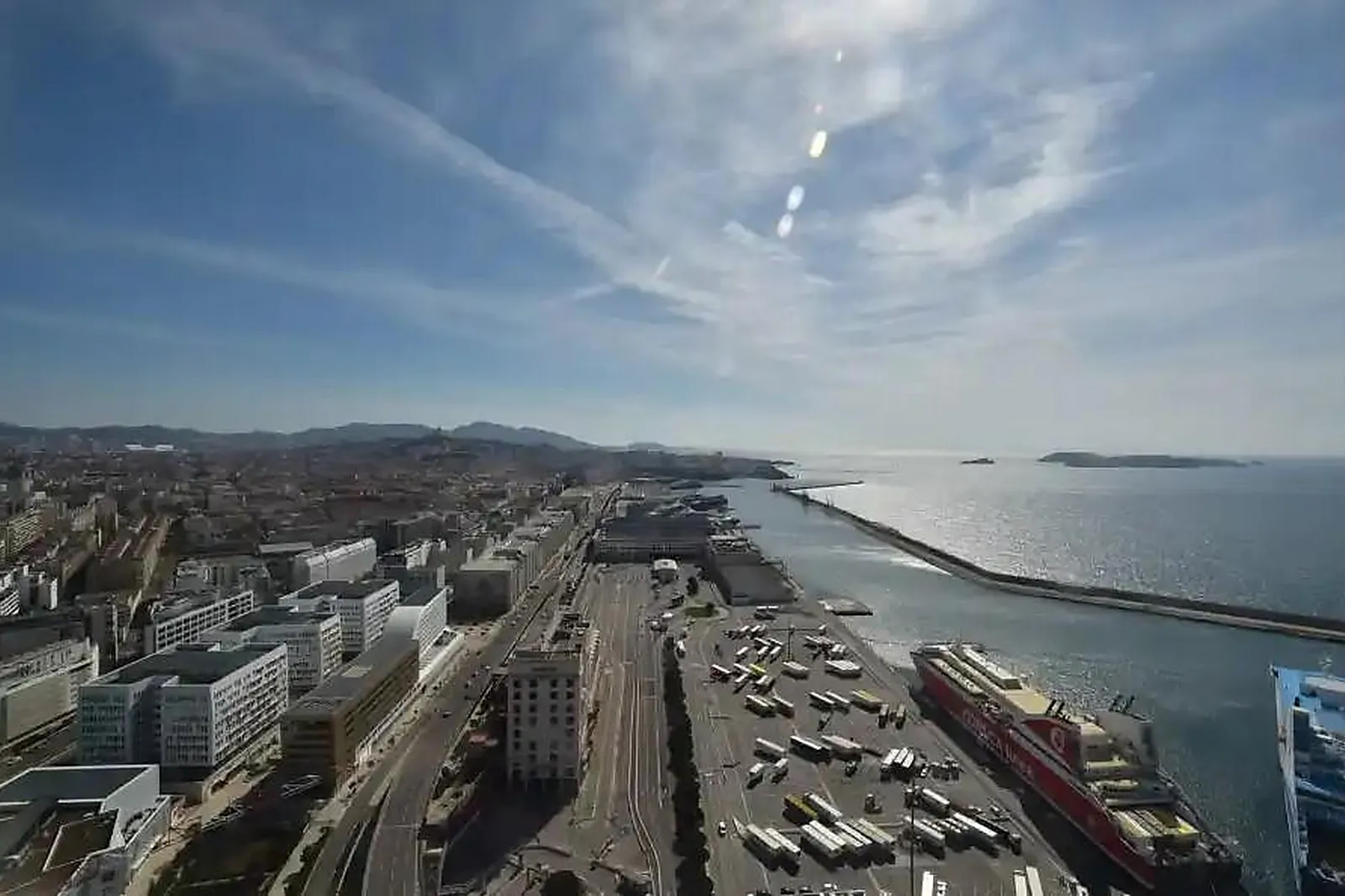 Lieux événementiels, SKY CENTER LA MARSEILLAISE