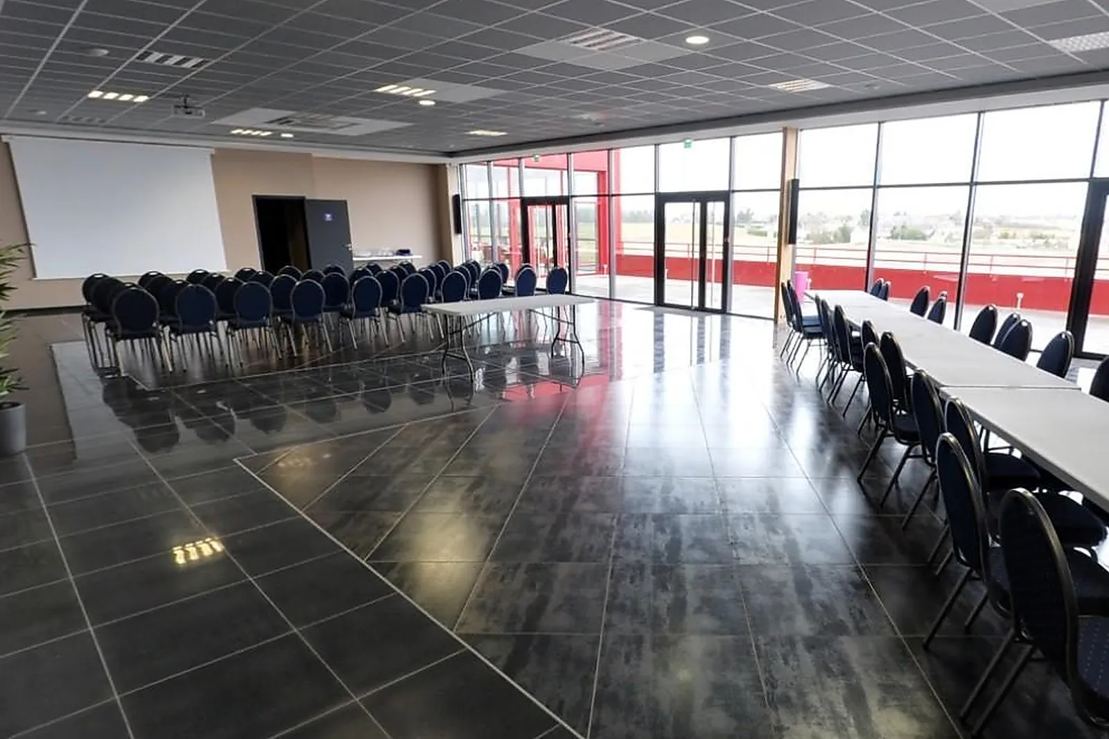 Lieux événementiels, SKYBOWL