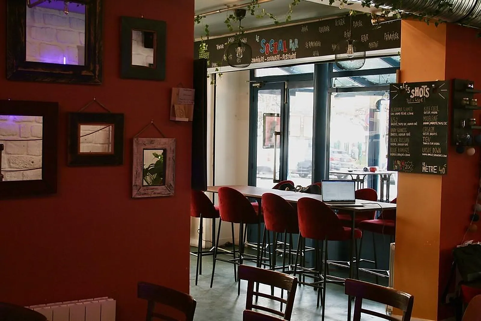 Lieux événementiels, SOCIAL BAR