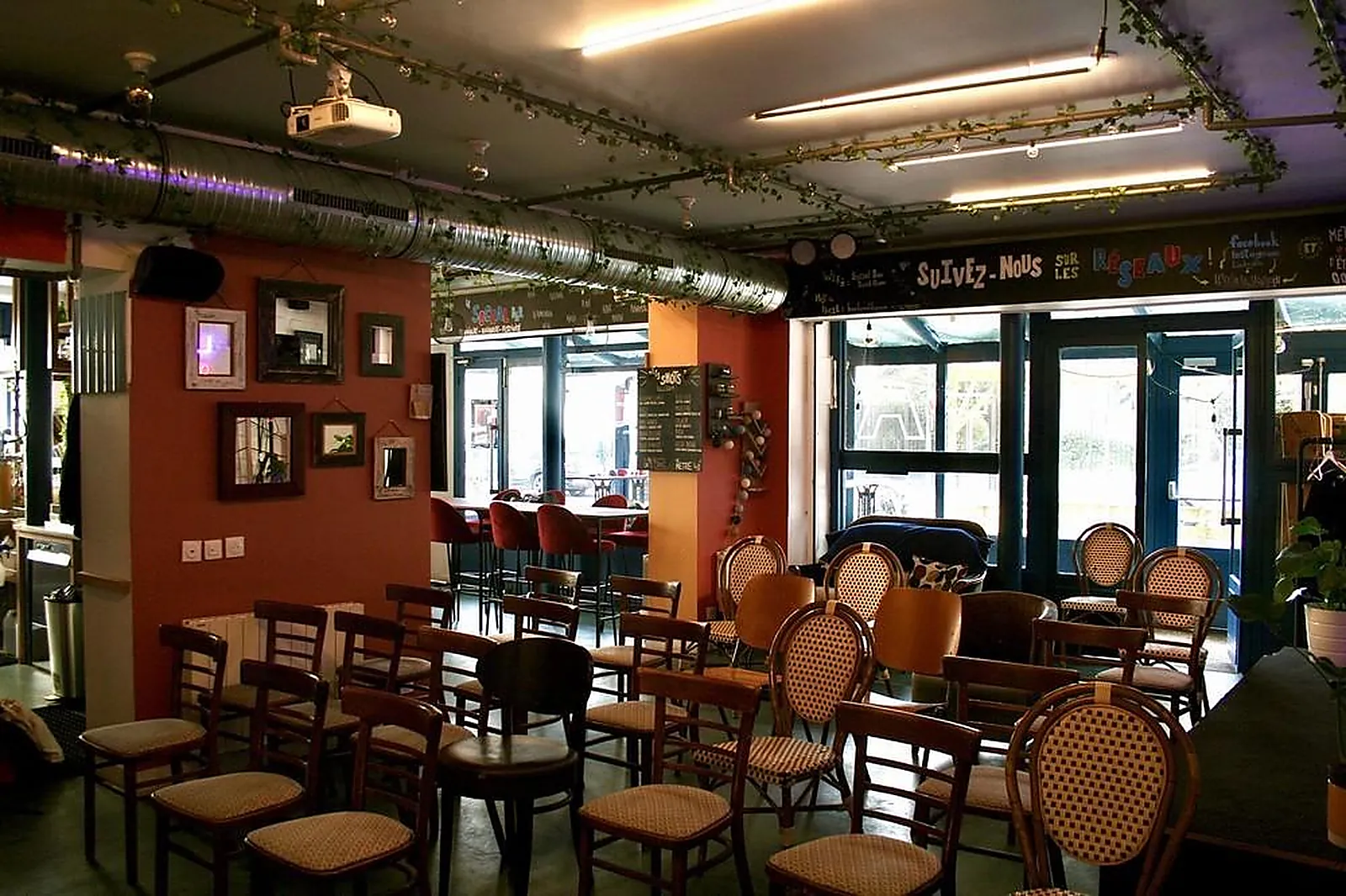 Lieux événementiels, SOCIAL BAR