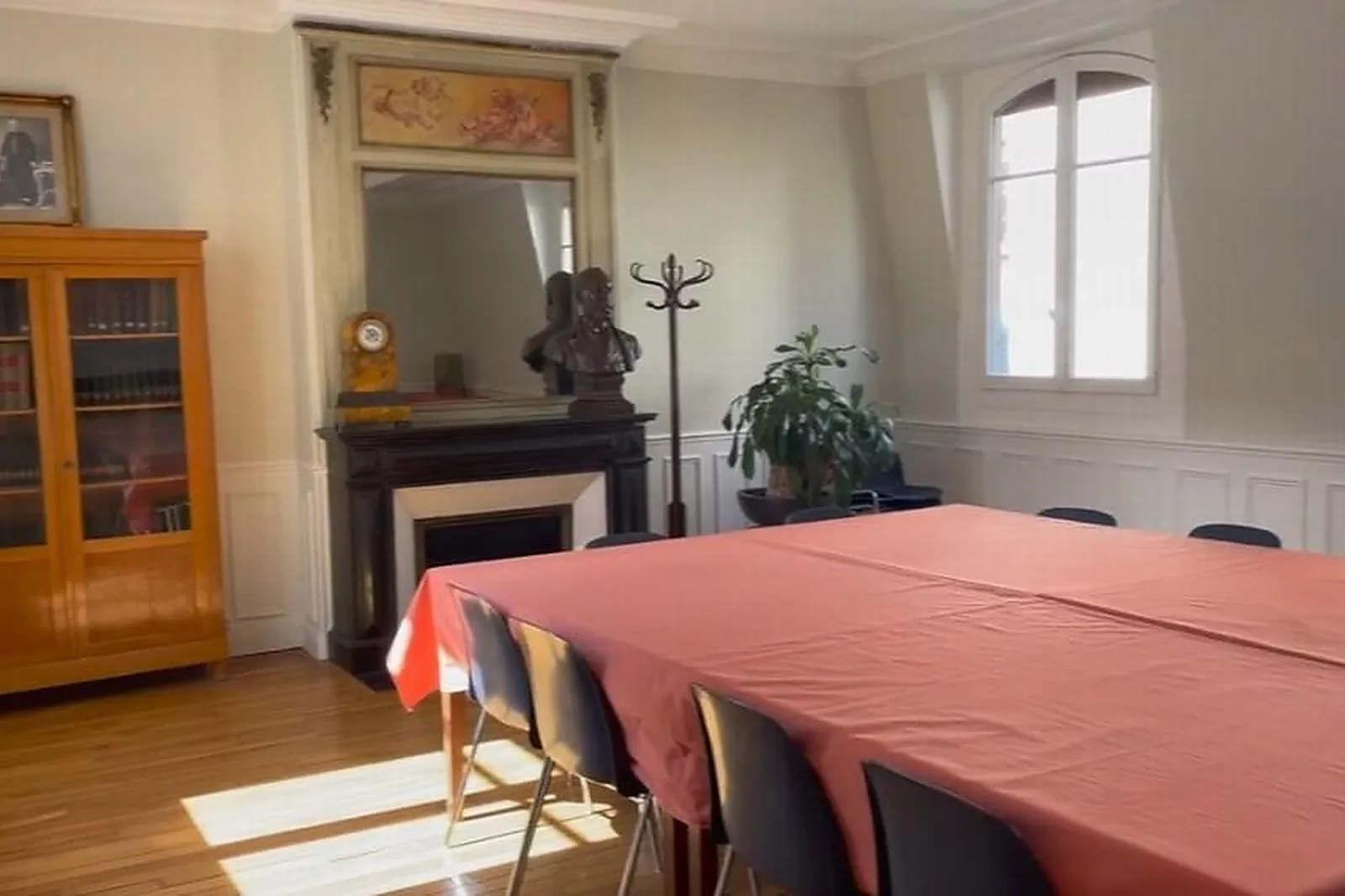 Lieux événementiels, SOCIÉTÉ GÉOLOGIQUE DE FRANCE