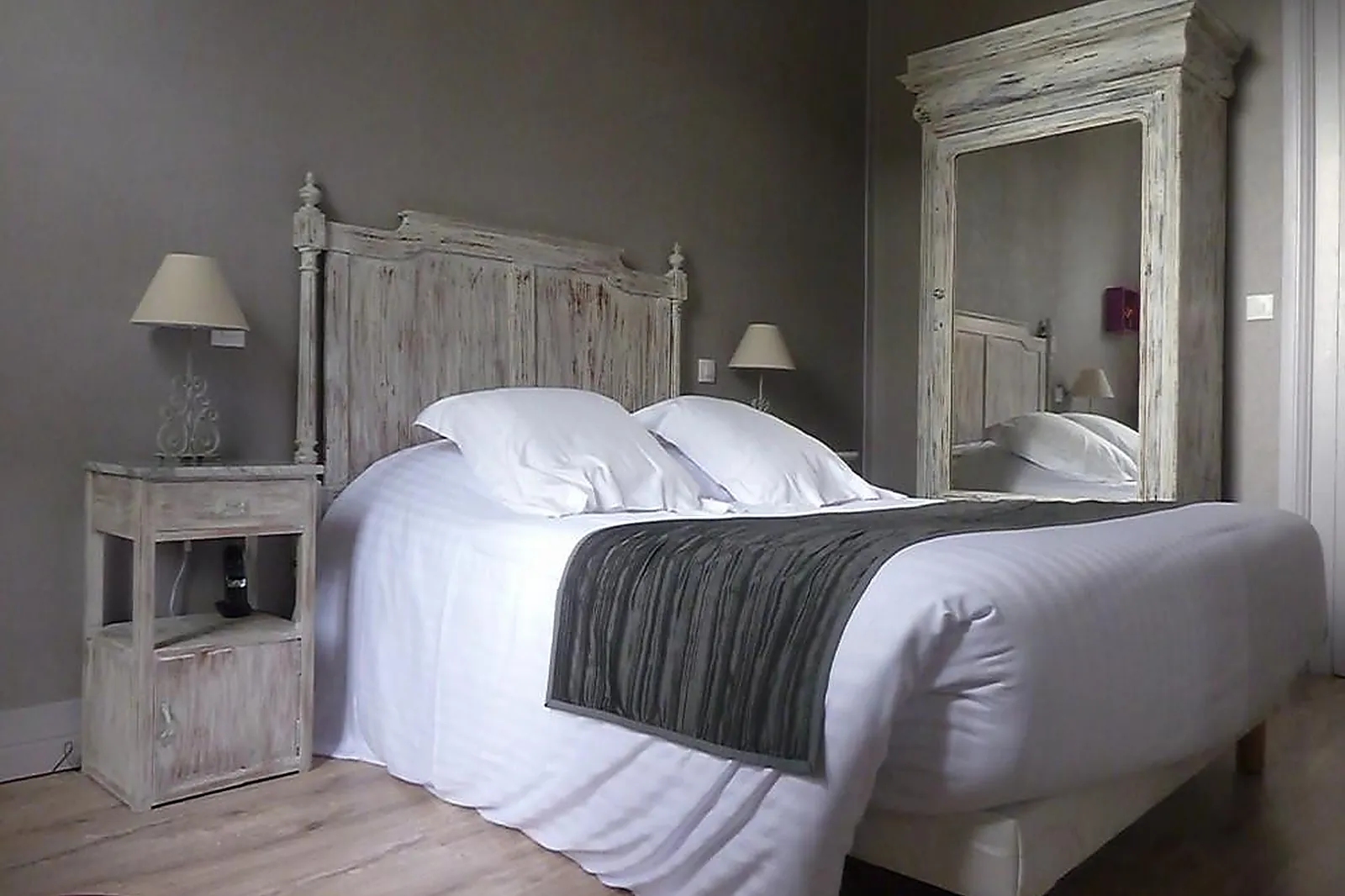 Lieux événementiels, SOUVENIR DE FAMILLES