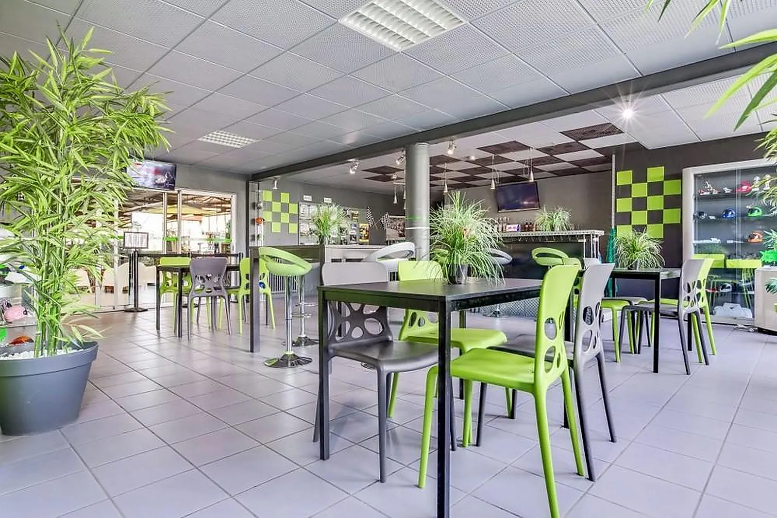 Lieux événementiels, SPEED2MAX