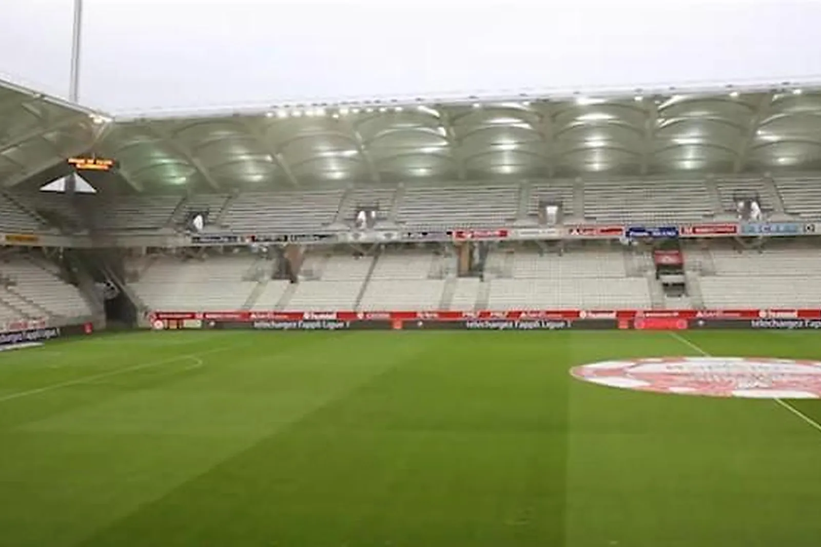 Lieux événementiels, STADE AUGUSTE DELAUNE