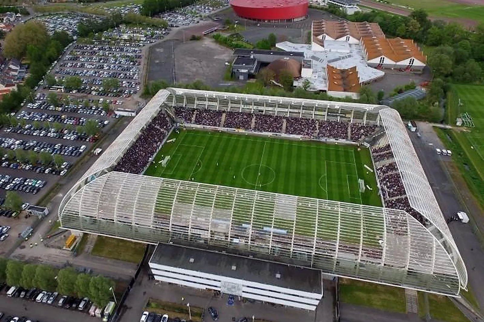 Lieux événementiels, STADE CRÉDIT AGRICOLE LA LICORNE