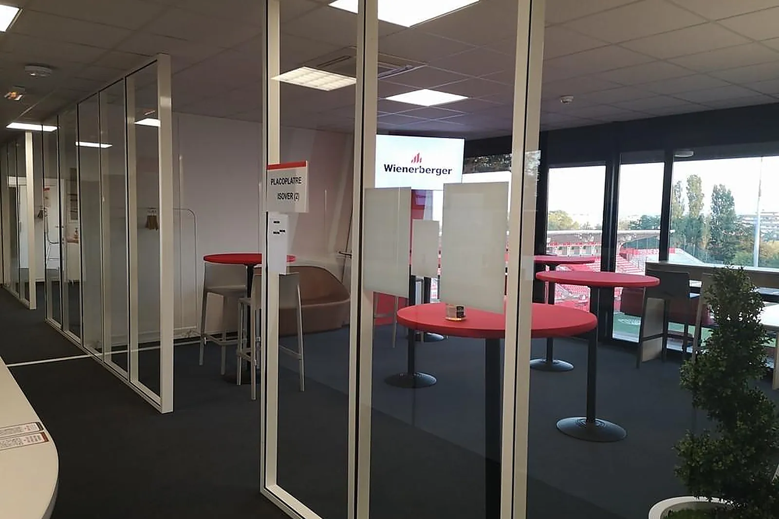 Lieux événementiels, STADE GASTON GÉRARD