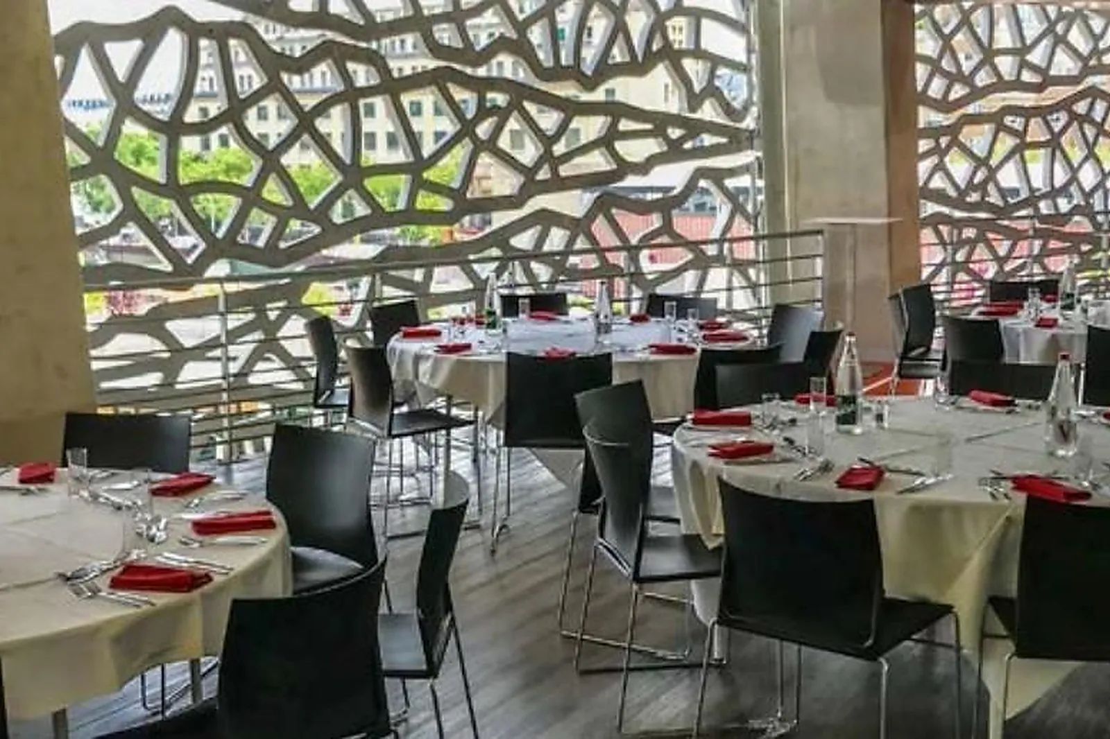 Lieux événementiels, STADE JEAN BOUIN