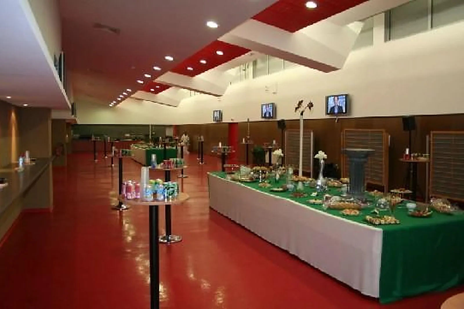 Lieux événementiels, STADE MARCEL PICOT