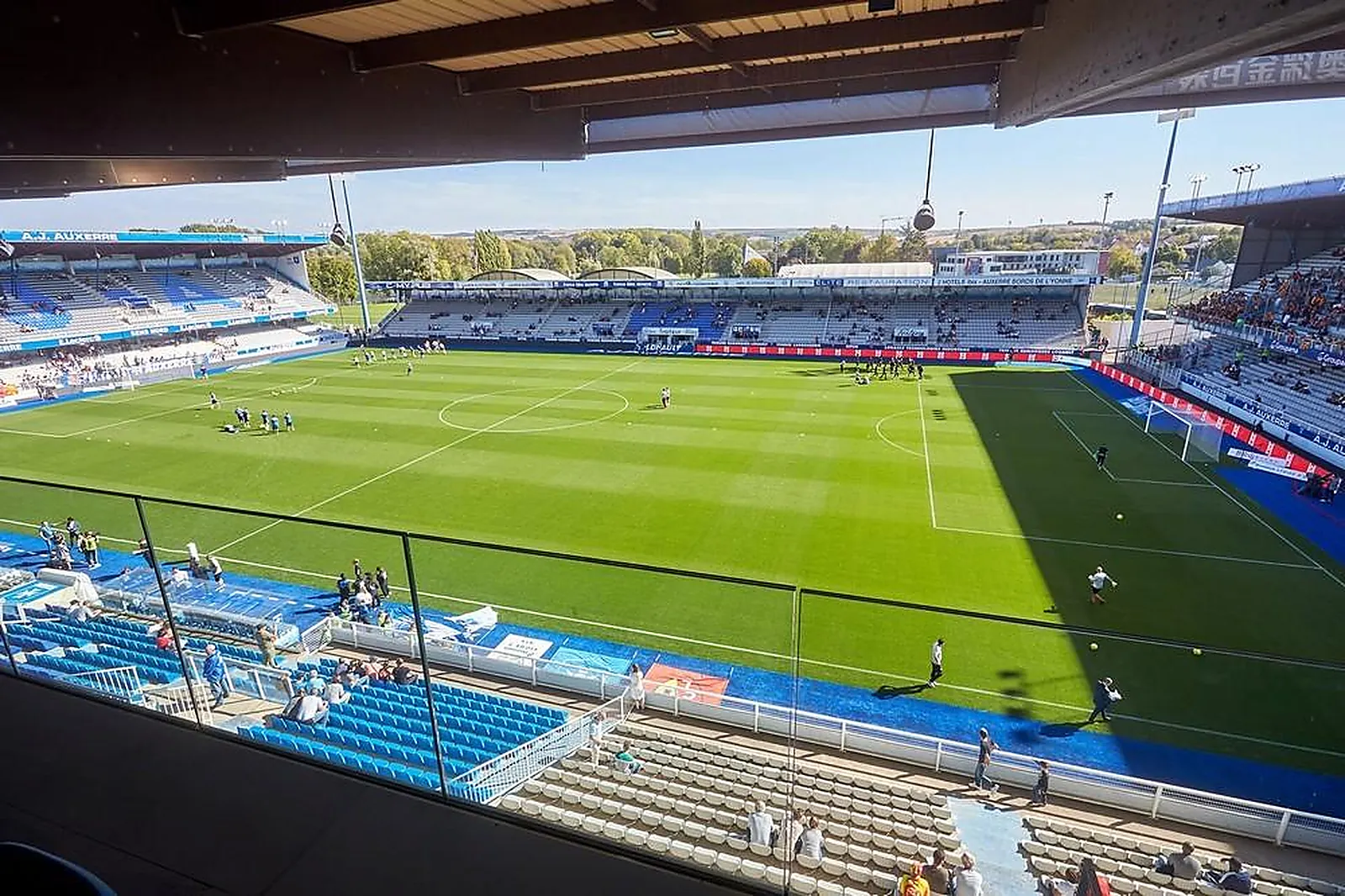 Lieux événementiels, STADE DE L'ABBÉ DESCHAMPS
