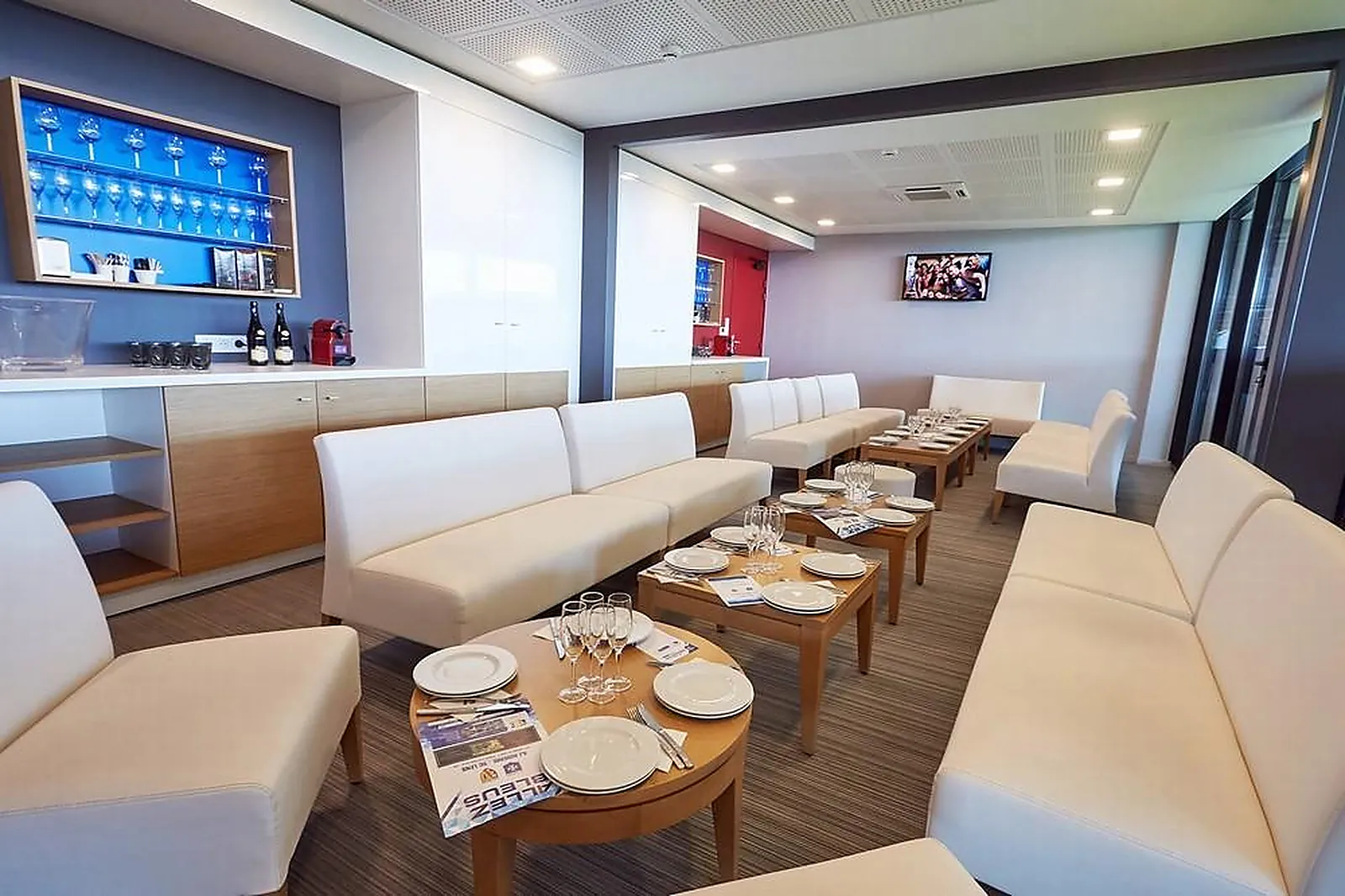 Lieux événementiels, STADE DE L'ABBÉ DESCHAMPS