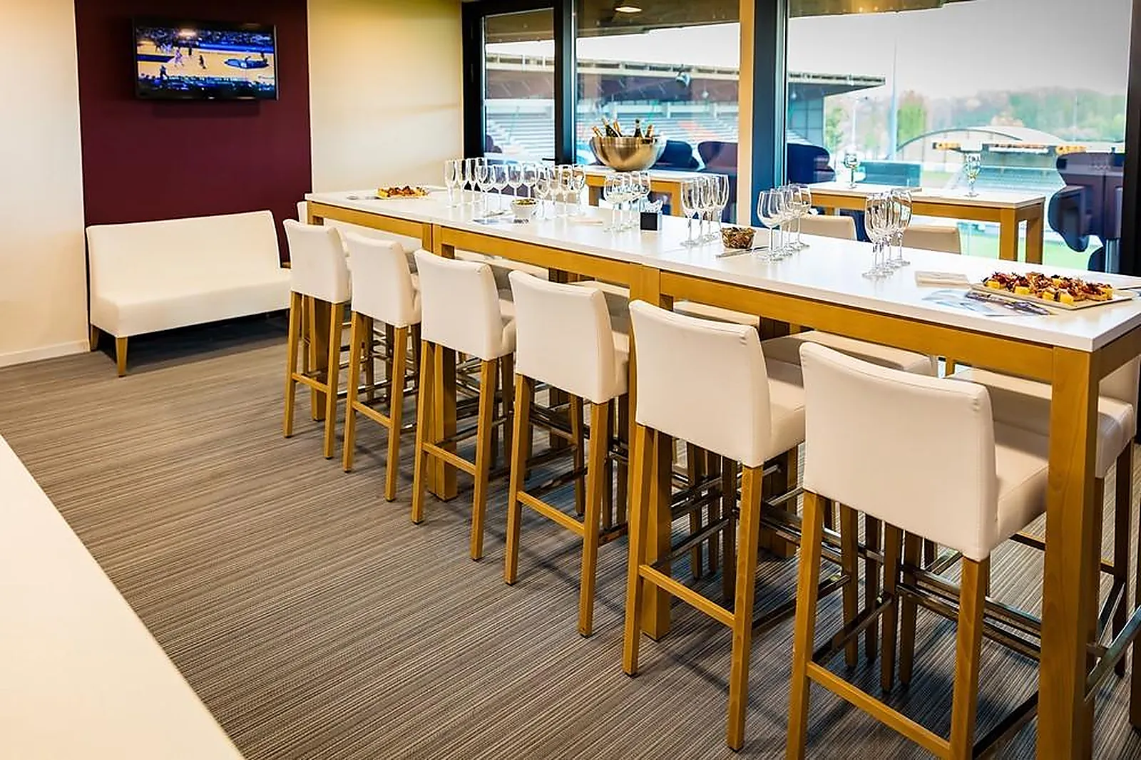 Lieux événementiels, STADE DE L'ABBÉ DESCHAMPS