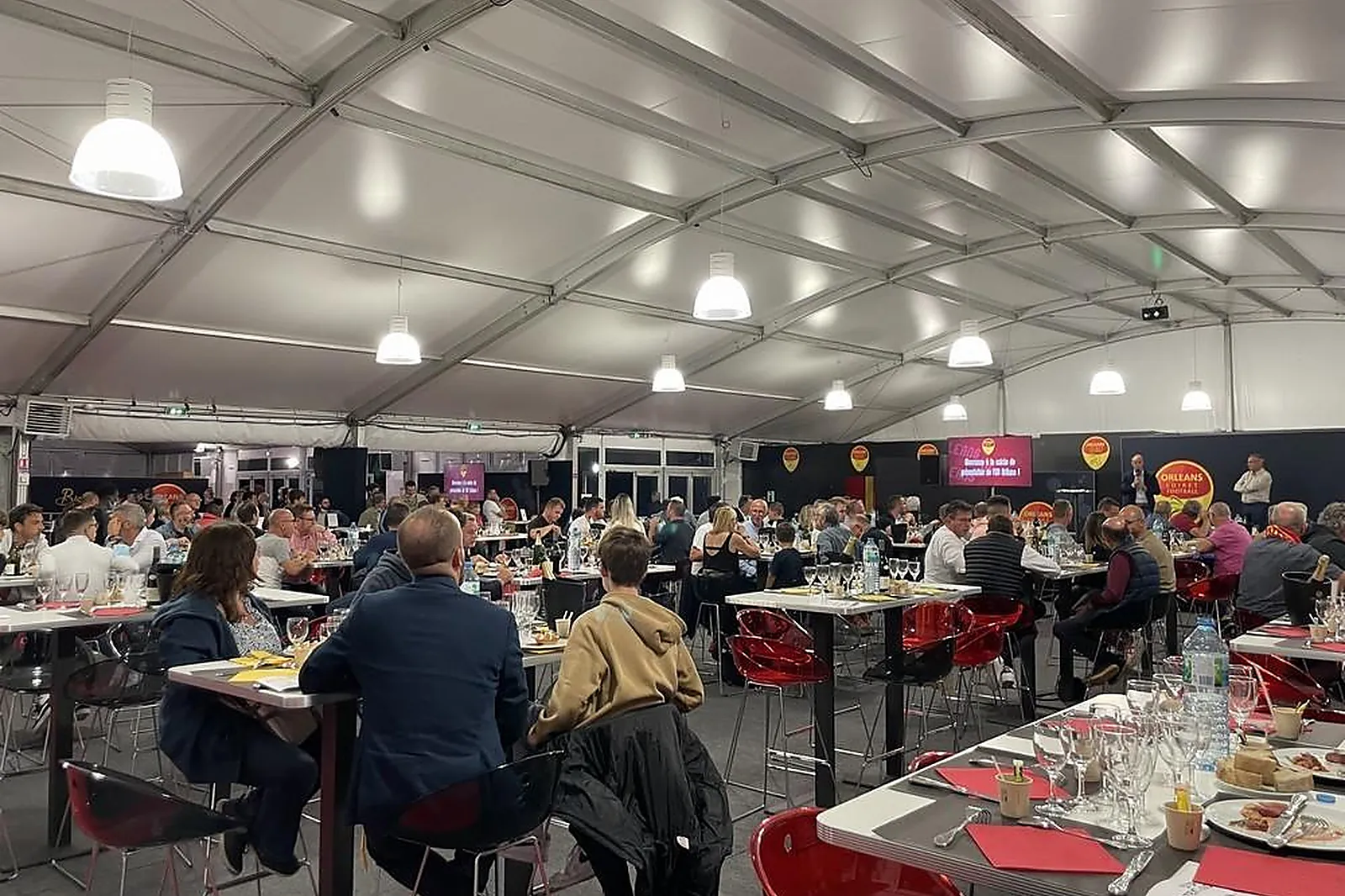 Lieux événementiels, STADE DE LA SOURCE