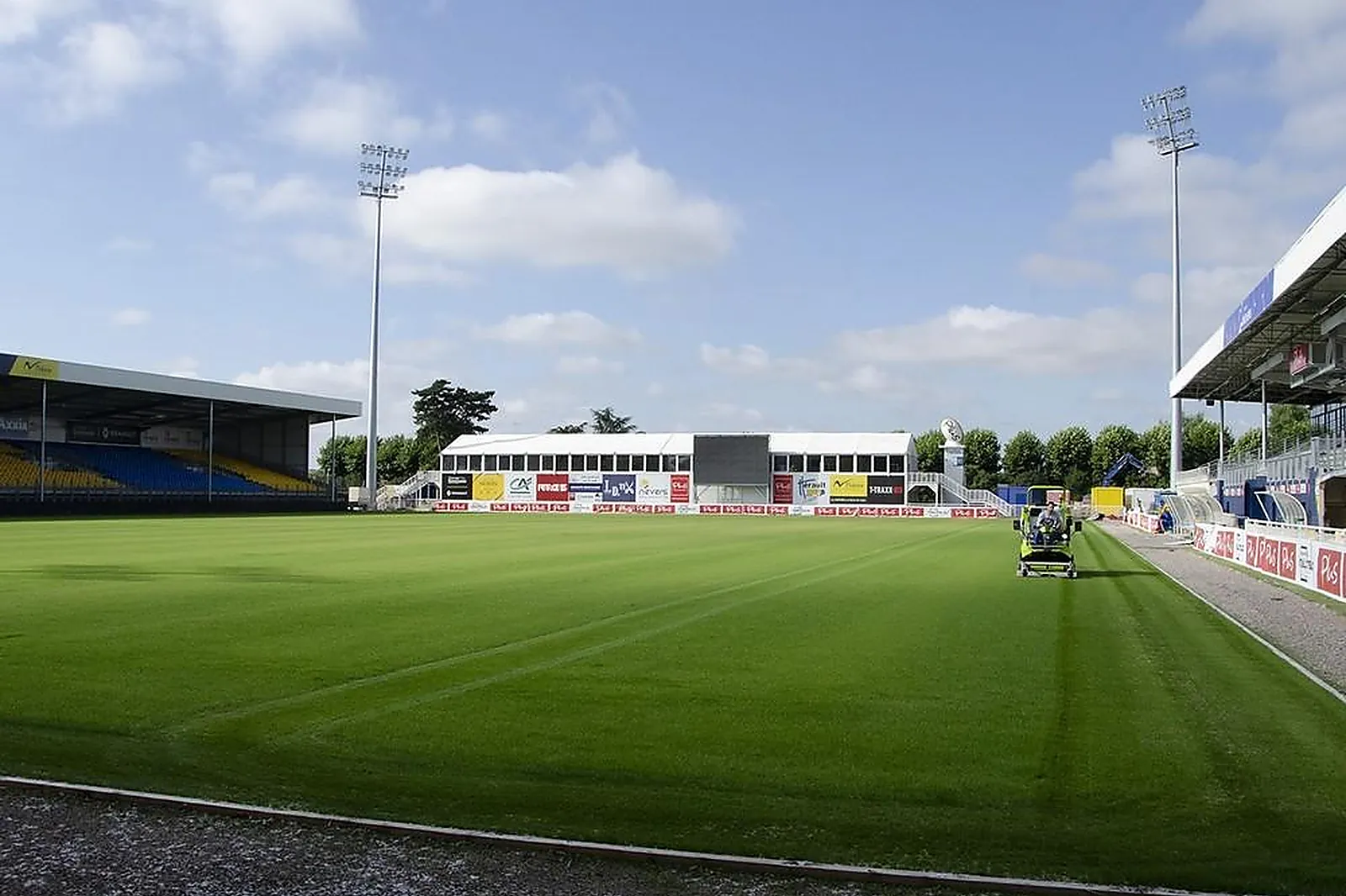 Lieux événementiels, STADE DU PRÉ FLEURI